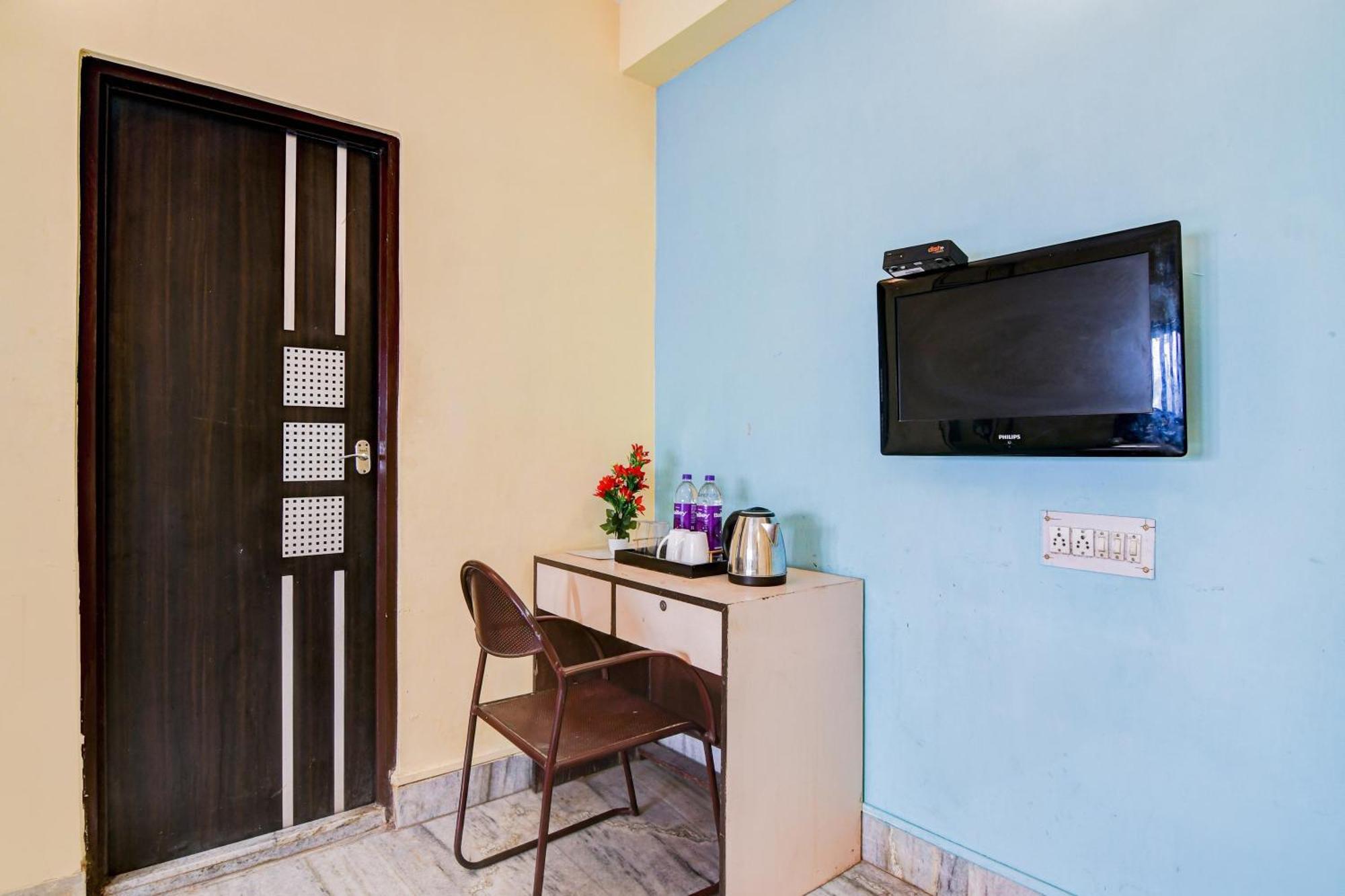 Super Hotel O Alipore Near Chetla Formerly Alipore Guest House Alīpur Esterno foto