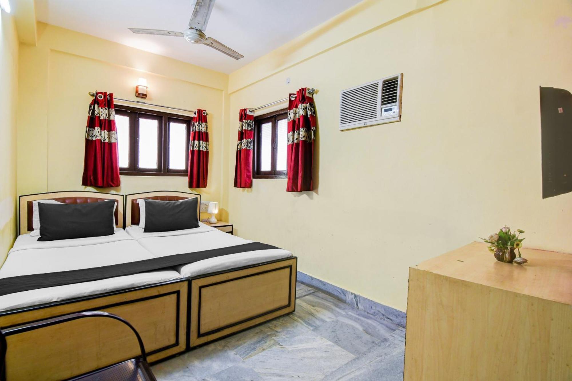 Super Hotel O Alipore Near Chetla Formerly Alipore Guest House Alīpur Esterno foto