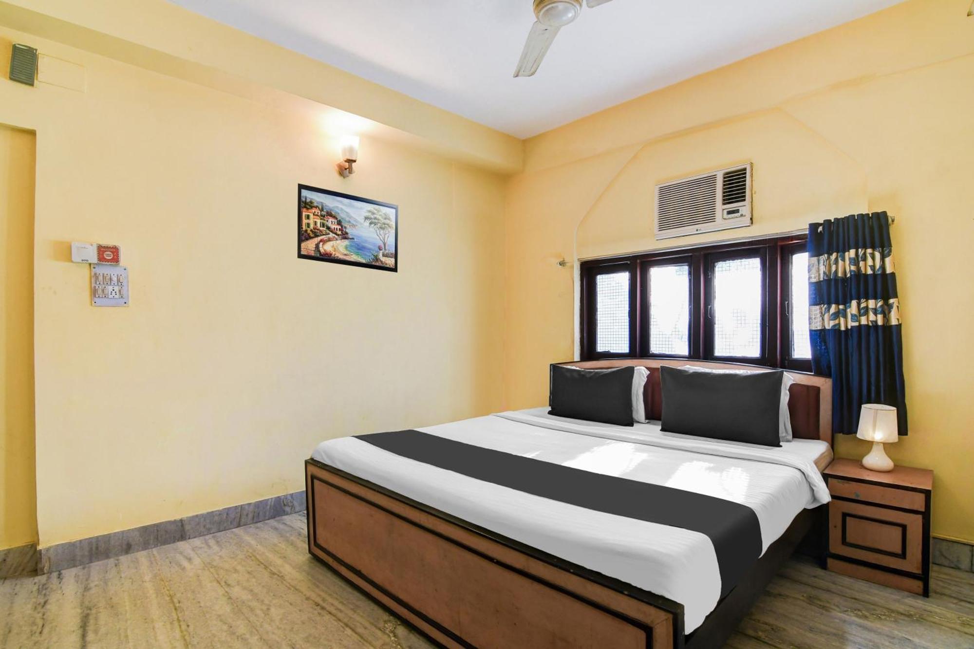 Super Hotel O Alipore Near Chetla Formerly Alipore Guest House Alīpur Esterno foto