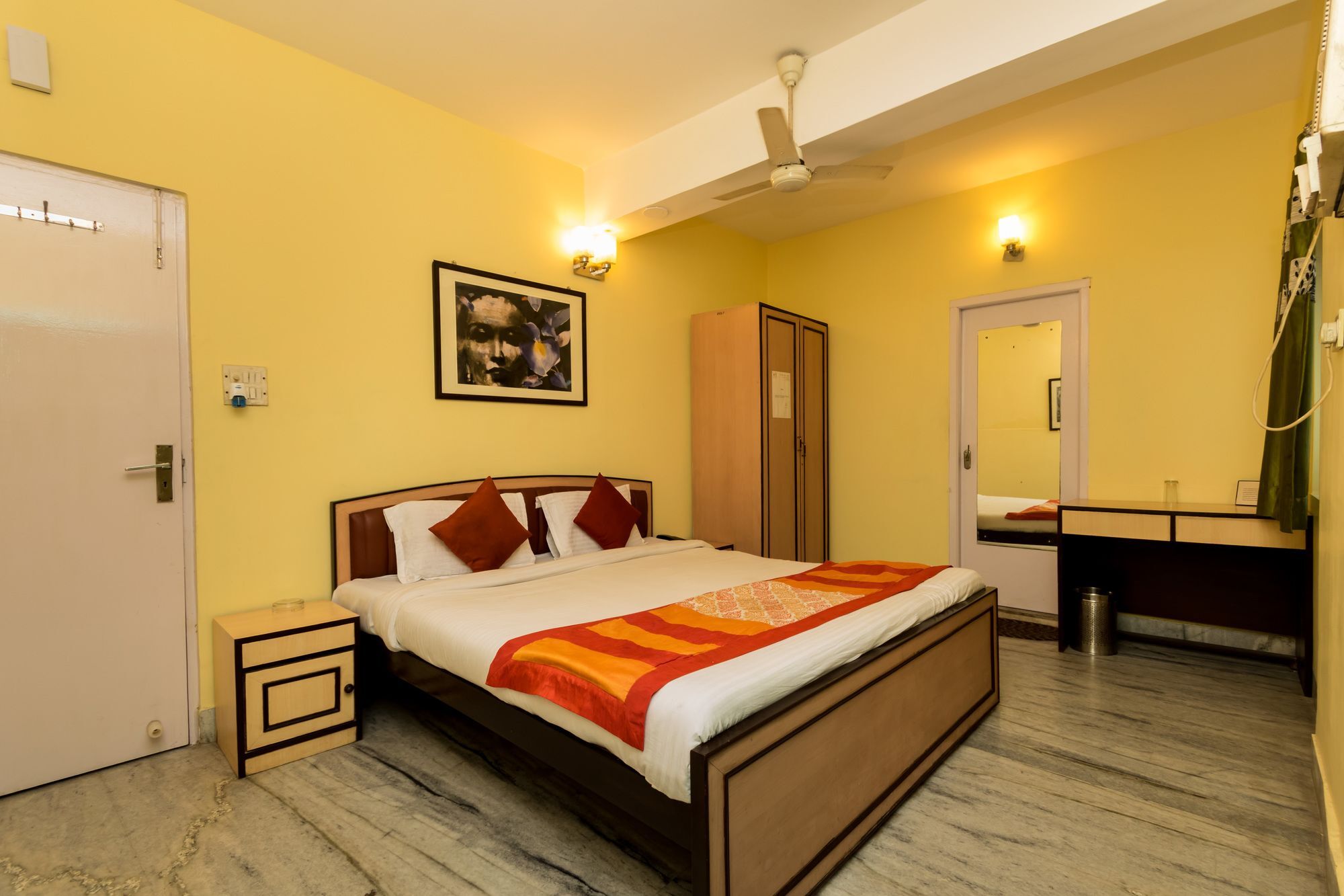Super Hotel O Alipore Near Chetla Formerly Alipore Guest House Alīpur Esterno foto