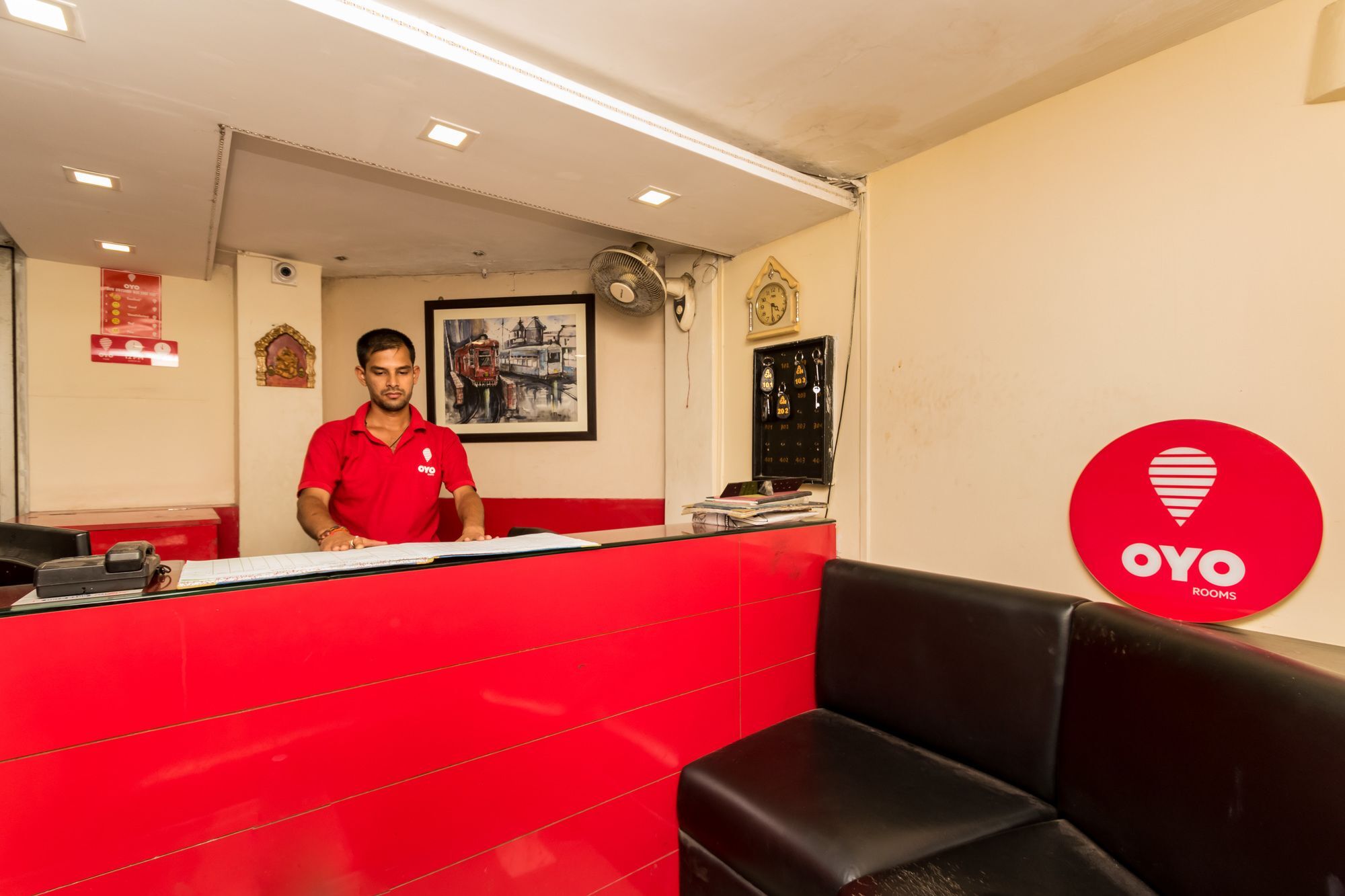 Super Hotel O Alipore Near Chetla Formerly Alipore Guest House Alīpur Esterno foto